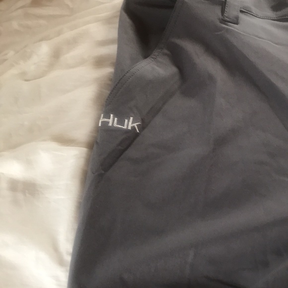 HUK Mens fishing shorts - Picture 6 of 9